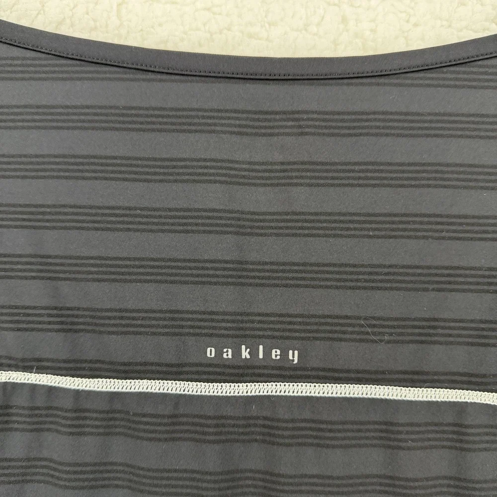 Oakley Shirt‎ Womens Medium Black Gray Striped Athletic Short Sleeve Top